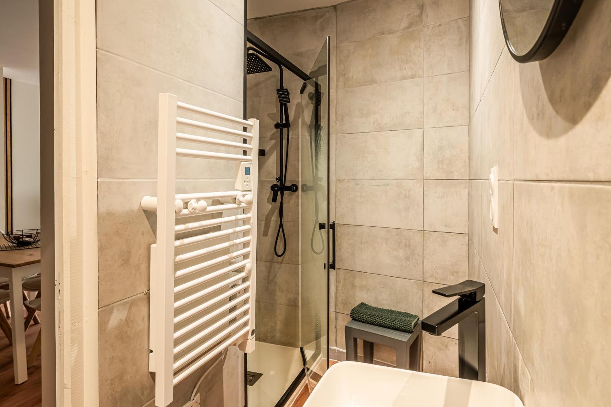 Chaleureux Appartement, Centre Ville Нарбонна Экстерьер фото