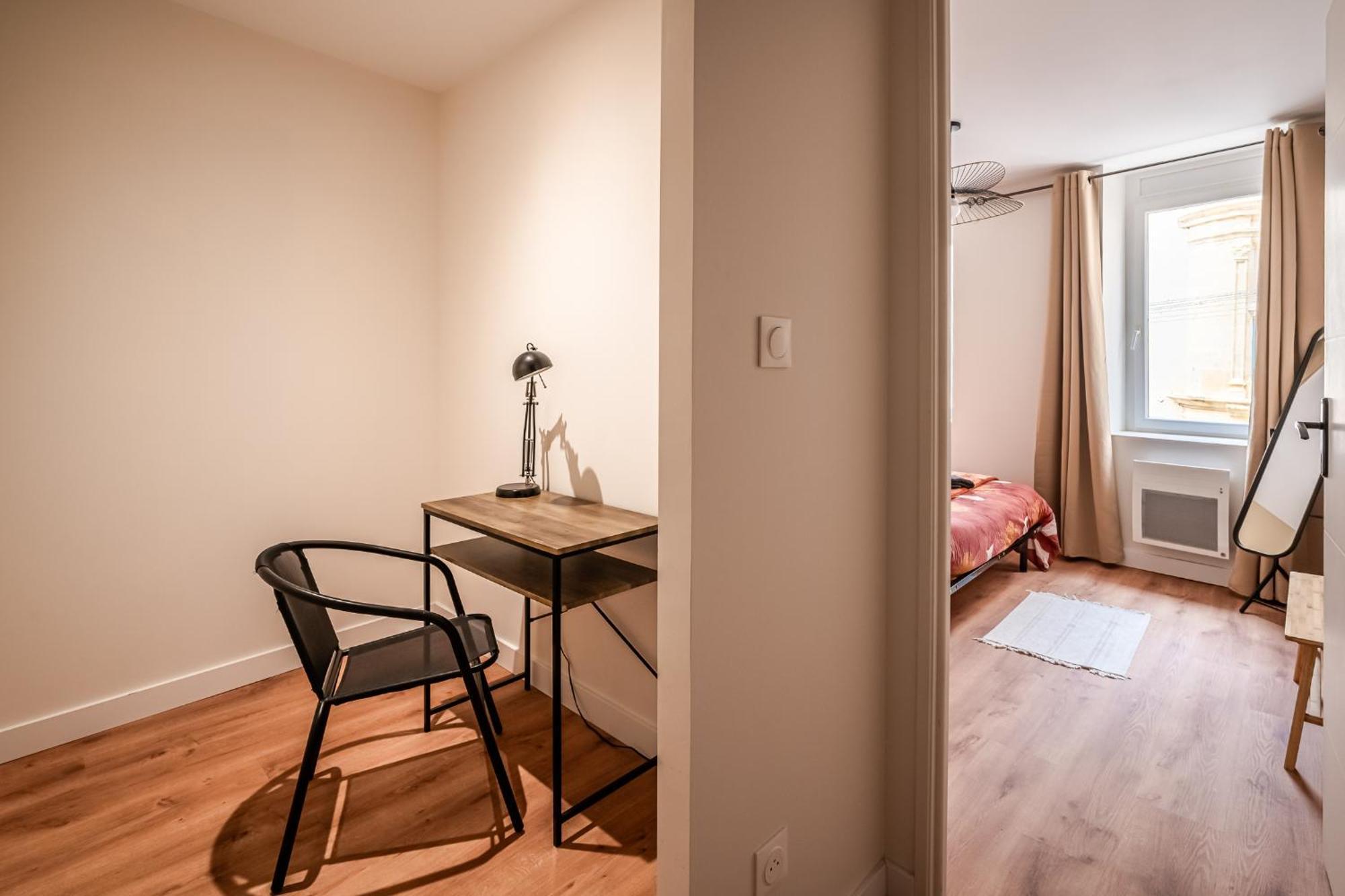 Chaleureux Appartement, Centre Ville Нарбонна Экстерьер фото